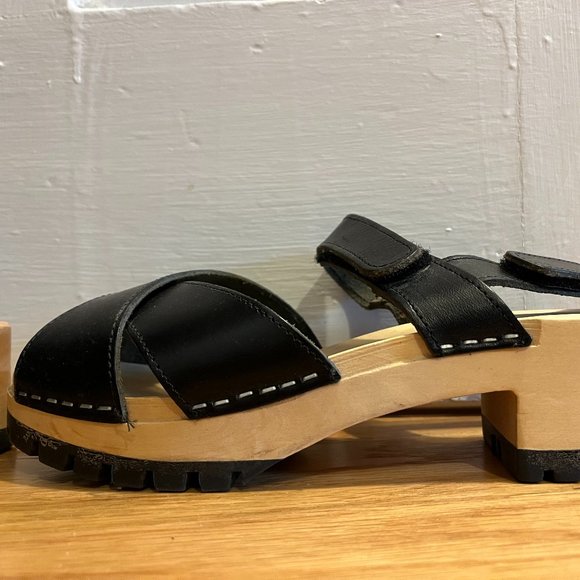 Swedish Hasbeens Tracta Velcro Sandal - Picture 4 of 7